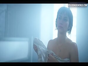Claudia Salas Flash, Showers scene in Las Pelotaris 1926 (2023) 17