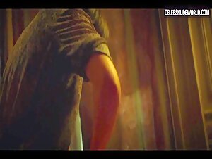 Claudia Salas Cleaning, Sexy scene in Las Pelotaris 1926 (2023) 14