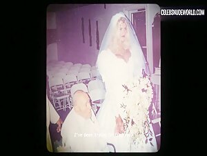 Anna Nicole Smith underwear, breasts scene in Anna Nicole Smith: You Don't Know Me (2023) 16