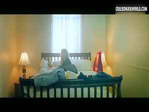 Arielle Raycene Sexy, Morning scene in Confidential Informant (2023) 3