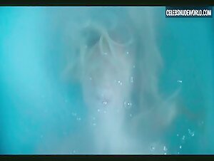 Amandine Noworyta, Iris Jodorowsky bust,lez scene in Between Us (2023) 16