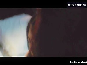 Min-hee Kim, Tae-ri Kim lesbian, tits scene in The Handmaiden (2016) 17