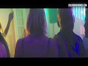 Morgan Saylor breasts, Nude scene in White Girl (2016) 1
