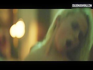 Morgan Saylor on top, Nude scene in White Girl (2016) 2