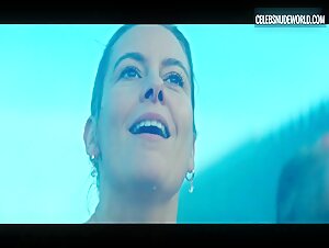 Saga Garðarsdottir Sex, Sexy scene in Stella Blómkvist (2017-2021) 11