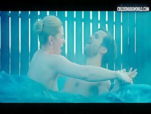 Saga Garðarsdottir Sex, Sexy scene in Stella Blómkvist (2017-2021)