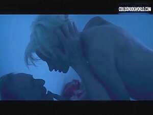 Delfine Bafort Blonde, Moaning scene in You Go To My Head (2017) 5