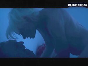 Delfine Bafort Blonde, Moaning scene in You Go To My Head (2017) 7