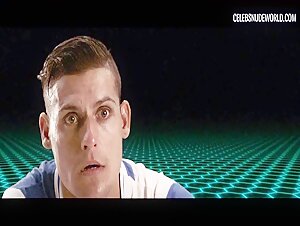 Cleo Tavares Beach, Public scene in Diamantino (2018) 13