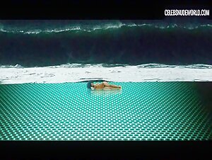 Cleo Tavares Beach, Public scene in Diamantino (2018) 19