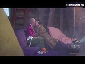 Victoire Laly, Lo-Fi Cherry, Serenity Rosa, Sam Dye Sexy, Kissing scene in The Misandrists (2017) 8