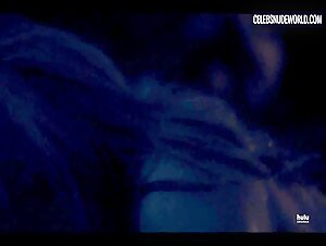 Elisabeth Moss Pregnant, Breasts scene in The Handmaid's Tale (2017-2022) 20