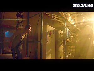 Jennifer Gjulameti Wound, Bloody scene in Chimera Strain (2018) 9