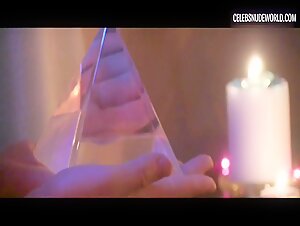 Alicia Seguin, Adele Crotty Brunette, Kissing scene in Blood Prism (2017) 6