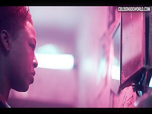 Samira Wiley, Michala Brasseur Lesbian, Fingering scene in The Handmaid's Tale (2017-2022) 19