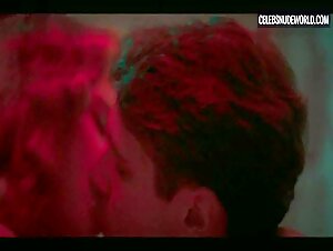 Andrea Carballo Topless, Man/Woman scene in Cable Girls (2017-2020) 19