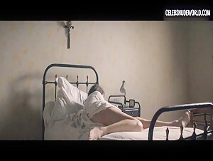Marion Cotillard butt, Nude scene in From the Land of the Moon (2016) 1