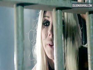 Puma Swede Sexy, Platforms scene in Dracula Sexy, Platforms scene in a Women's Prison (2017) 18