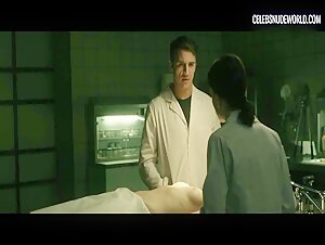 Marta Hernandez Brunette, Nude scene in The Invisible Guardian (2017) 10
