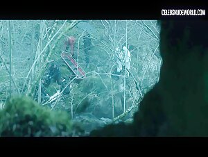 Marta Hernandez Brunette, Breasts scene in The Invisible Guardian (2017) 11