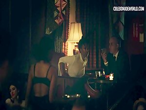 Samira Wiley Smoking, Cigarette scene in The Handmaid's Tale (2017-2022) 16