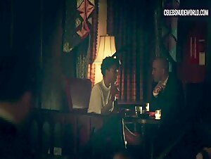Samira Wiley Smoking, Cigarette scene in The Handmaid's Tale (2017-2022) 6
