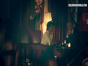 Samira Wiley Smoking, Cigarette scene in The Handmaid's Tale (2017-2022) 8