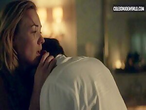 Yvonne Strahovski Sex, Blonde scene in The Handmaid's Tale (2017-2022) 12
