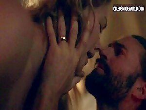 Yvonne Strahovski Sex, Blonde scene in The Handmaid's Tale (2017-2022) 20