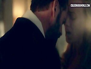 Yvonne Strahovski Sex, Blonde scene in The Handmaid's Tale (2017-2022) 8