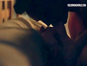 Elisabeth Moss Kissing, Breasts scene in The Handmaid's Tale (2017-2022) 9
