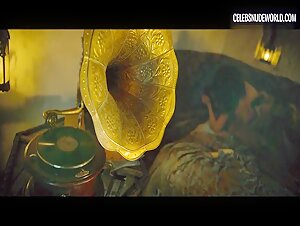 María Valverde Sex, Bedroom scene in Ali & Nino (2016) 5