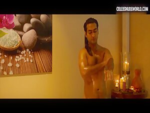 Sugar Lyn Beard Nude, butt scene in Mike and Dave Need Wedding Dates (2016) 7