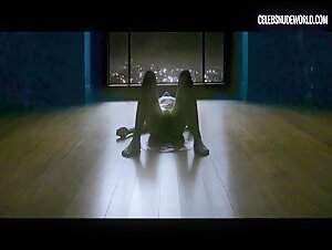 Jena Malone Shadowy, Distant scene in The Neon Demon (2016)