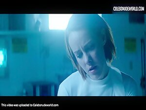 Cody Renee Cameron, Jena Malone Morgue, Corpse scene in The Neon Demon (2016) 10