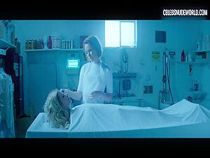 Cody Renee Cameron, Jena Malone Morgue, Corpse scene in The Neon Demon (2016) 2