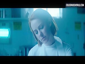 Cody Renee Cameron, Jena Malone Morgue, Corpse scene in The Neon Demon (2016) 4