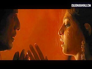 Radhika Apte Tatoos, Sex scene in Parched (2016) 5