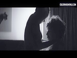 Alexia Rasmussen Nude, Kissing scene in Creative Control (2016)