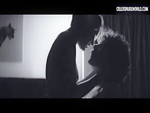 Alexia Rasmussen Nude, Kissing scene in Creative Control (2016) 7