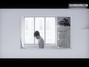 Alexia Rasmussen Window, Smartphone scene in Creative Control (2016) 13
