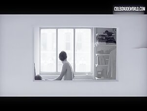 Alexia Rasmussen Window, Smartphone scene in Creative Control (2016) 17