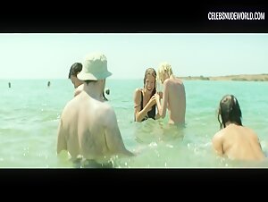 Elli Tringou, Milou Van Groesen butt, Nude scene in Suntan (2016) 4