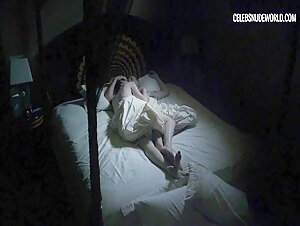 Elizabeth Debicki Nude, Sexy scene in The Night Manager (2016) 9
