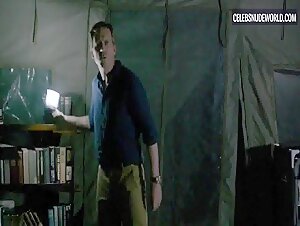 Elizabeth Debicki Blonde, Tent scene in The Night Manager (2016) 6