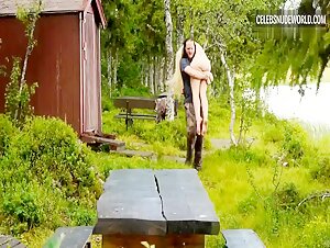EmY Nude, Outdoors scene in Dead Bait (2016) 10
