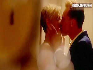 Elizabeth Debicki Kissing, Moaning scene in The Night Manager (2016) 2