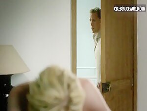 Elizabeth Debicki Freckle, Blonde scene in The Night Manager (2016) 6
