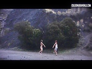 Sydney Ray, Jessica Knopf Gore, Scissoring scene in Ballet of Blood (2016) 7