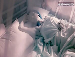 Elizabeth Debicki Underwear, Undressing scene in The Night Manager (2016) 7